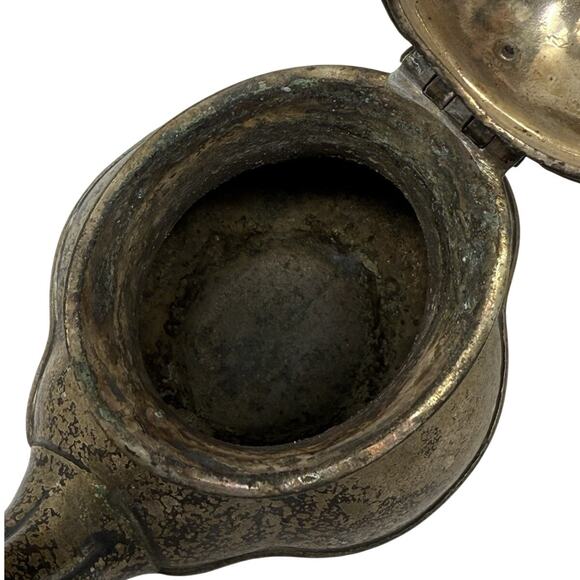 Antique R. Wallace Silverplate 10oz Teapot Victorian Style Genie Lamp Look - Picture 6 of 9